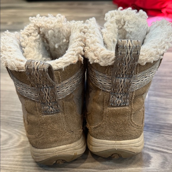 Merrell Brown and Gray Ankle Boots with Star Laces 8.5 - Picture 6 of 7